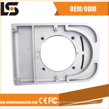 El diseño modificado para requisitos particulares CNC del dibujo de aluminio a presión la fundición con las piezas de anodización / el bastidor de la aleación de aluminio